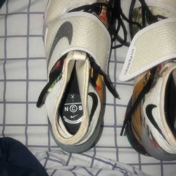 Nike HyperRev. - Picture 5 of 7